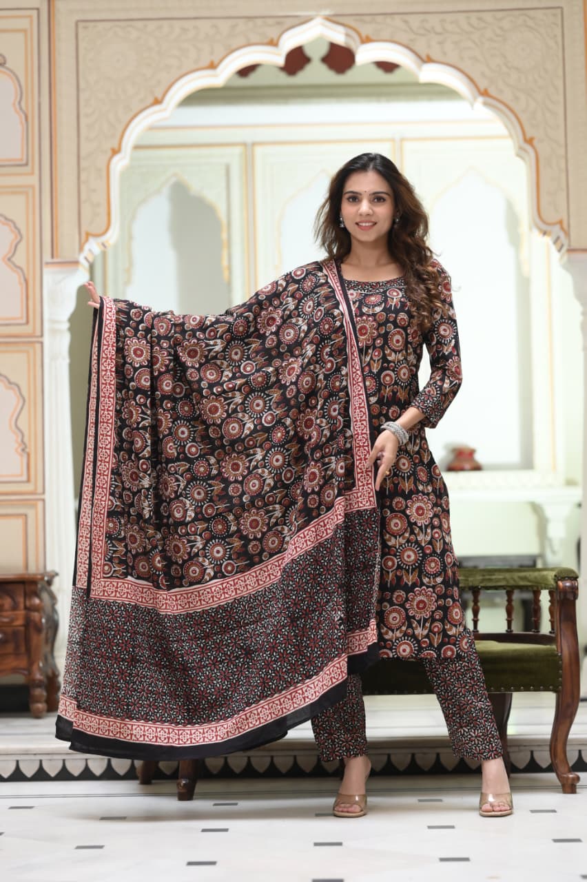 Exclusive Jaipuri Printed Cotton Kurti Set with Printed Plazo & Dupatta | Pure 60×60 Cotton- House Of The Handblock