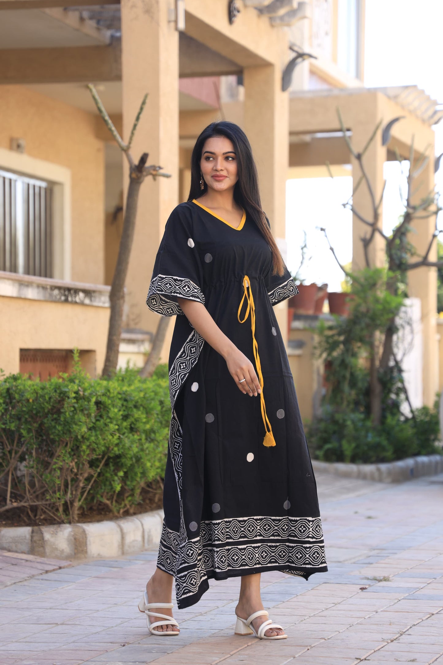 Relaxed Cotton Kaftan – Authentic Handblock Print & Natural Colors