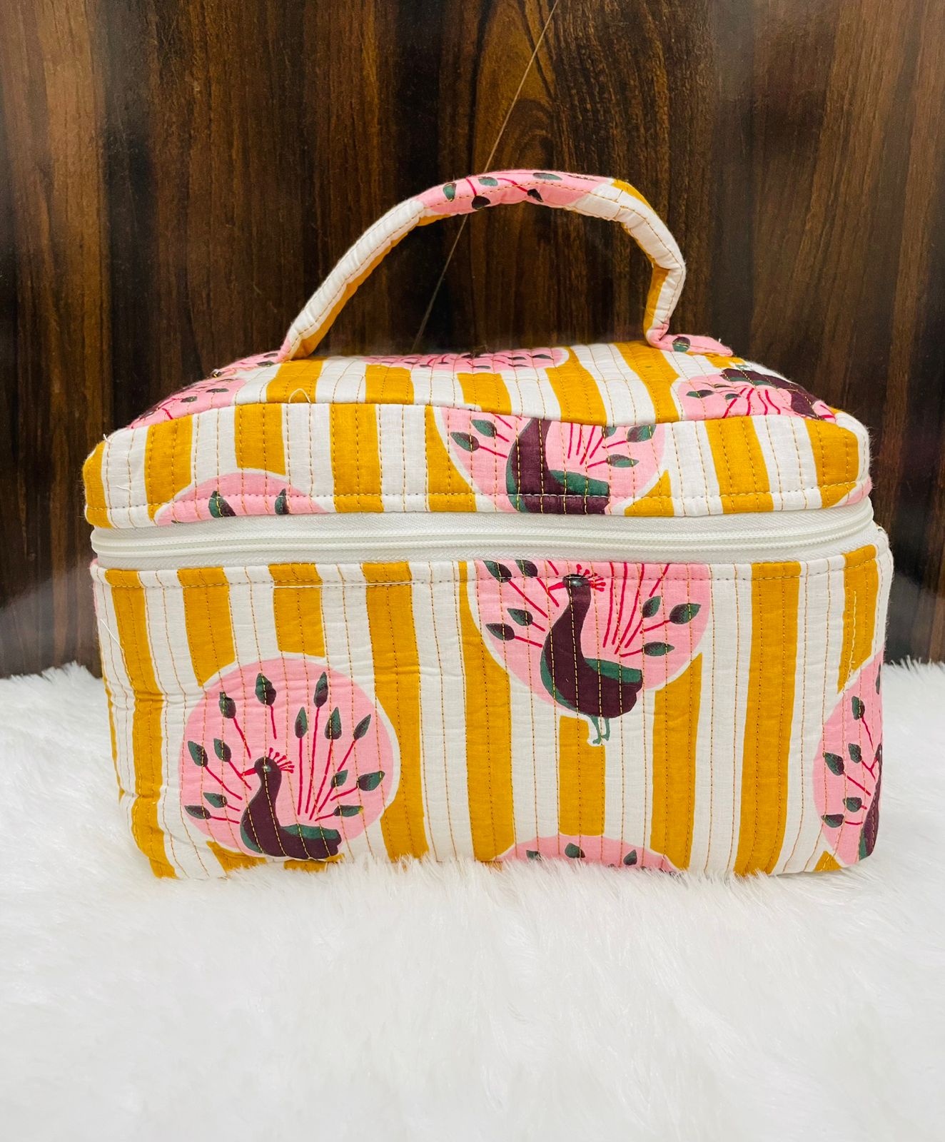 Quilted Handblock Vanity Pouch | Single Partition with Zip & Inner Pockets – House of the Handblock