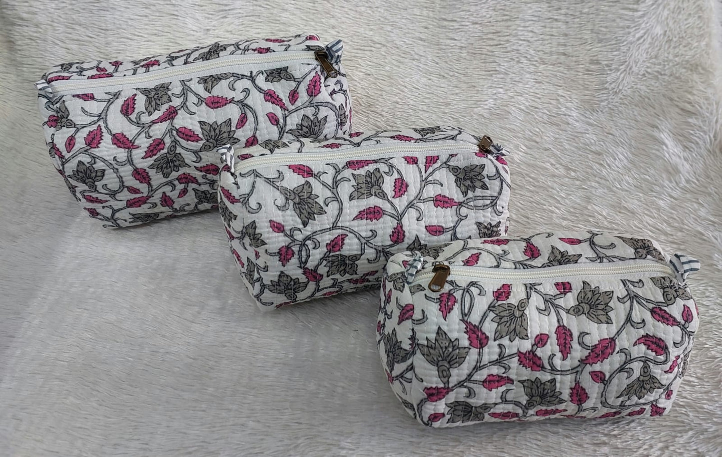 The Cotton Quilted Travel Pouches | Set of 3 | Multipurpose Makeup, Toiletry & Travel Kits – House of the Handblock