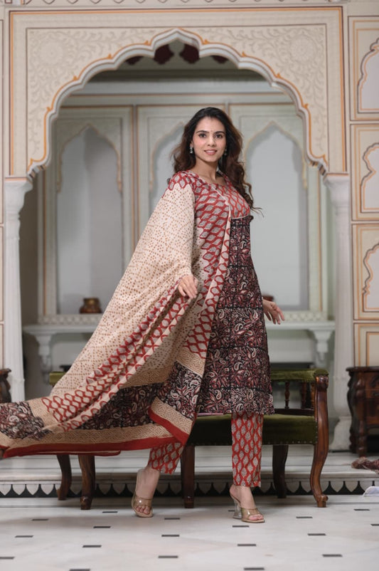 Exclusive Jaipuri Printed Cotton Kurti Set with Printed Plazo & Dupatta | Pure 60×60 Cotton- House Of The Handblock