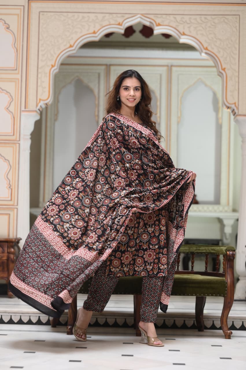 Exclusive Jaipuri Printed Cotton Kurti Set with Printed Plazo & Dupatta | Pure 60×60 Cotton- House Of The Handblock