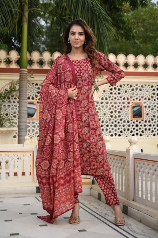 Exclusive Jaipuri Printed Cotton Kurti Set with Printed Plazo & Dupatta | Pure 60×60 Cotton- House Of The Handblock
