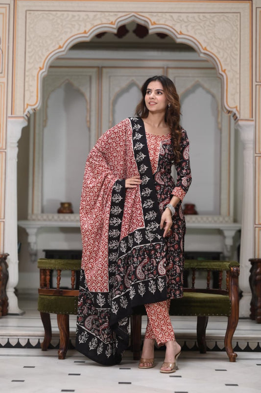 Exclusive Jaipuri Printed Cotton Kurti Set with Printed Plazo & Dupatta | Pure 60×60 Cotton- House Of The Handblock