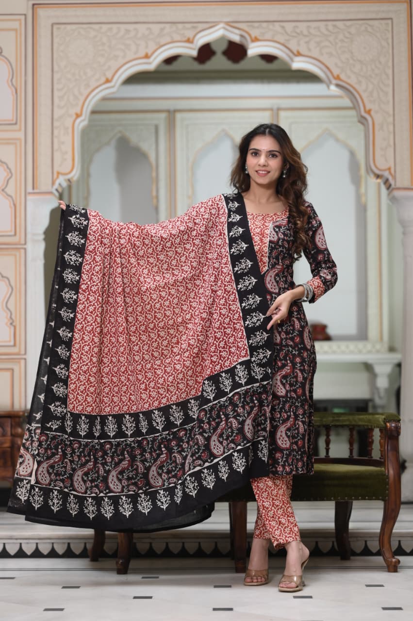 Exclusive Jaipuri Printed Cotton Kurti Set with Printed Plazo & Dupatta | Pure 60×60 Cotton- House Of The Handblock