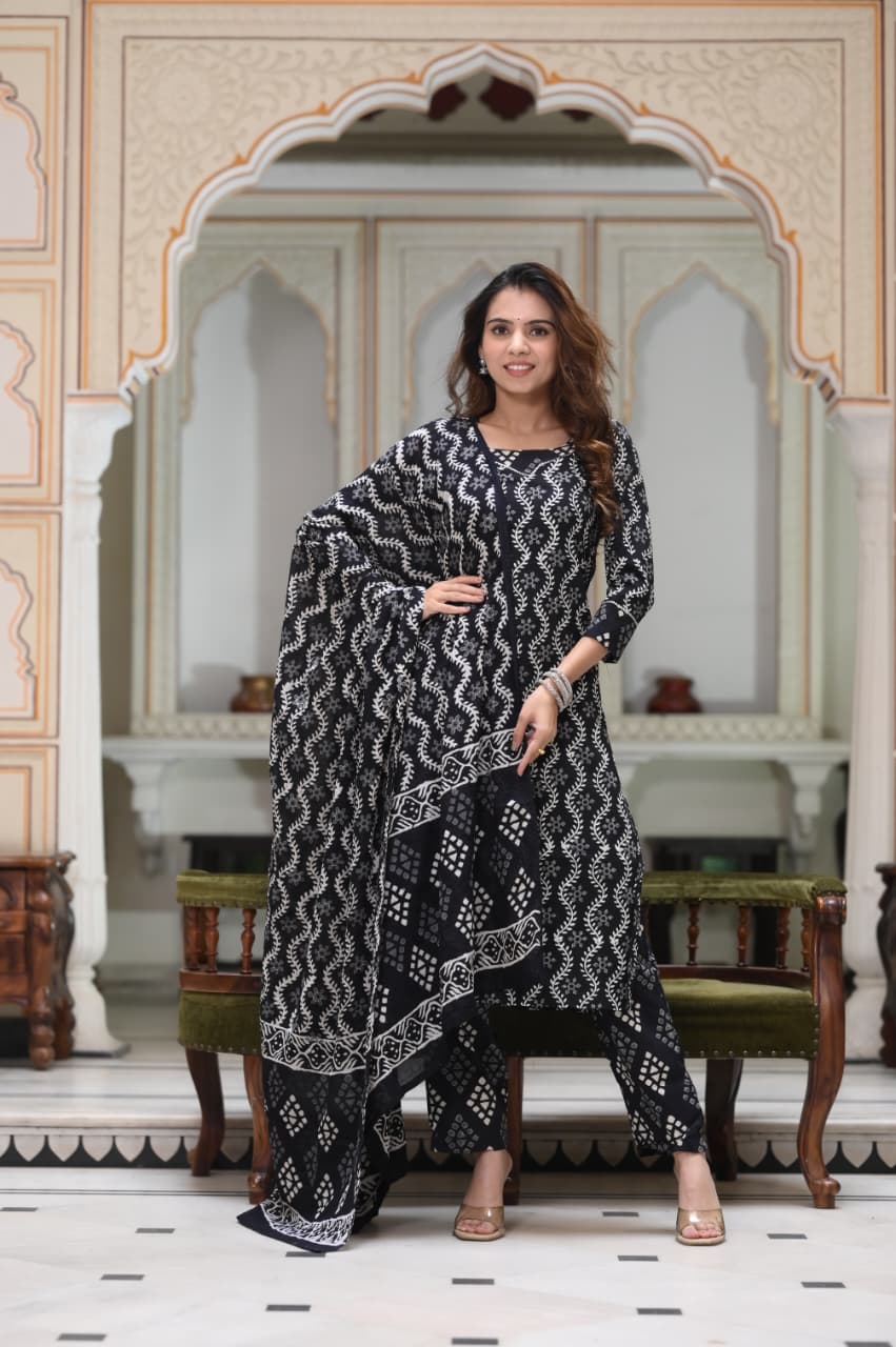 Exclusive Jaipuri Printed Cotton Kurti Set with Printed Plazo & Dupatta | Pure 60×60 Cotton- House Of The Handblock