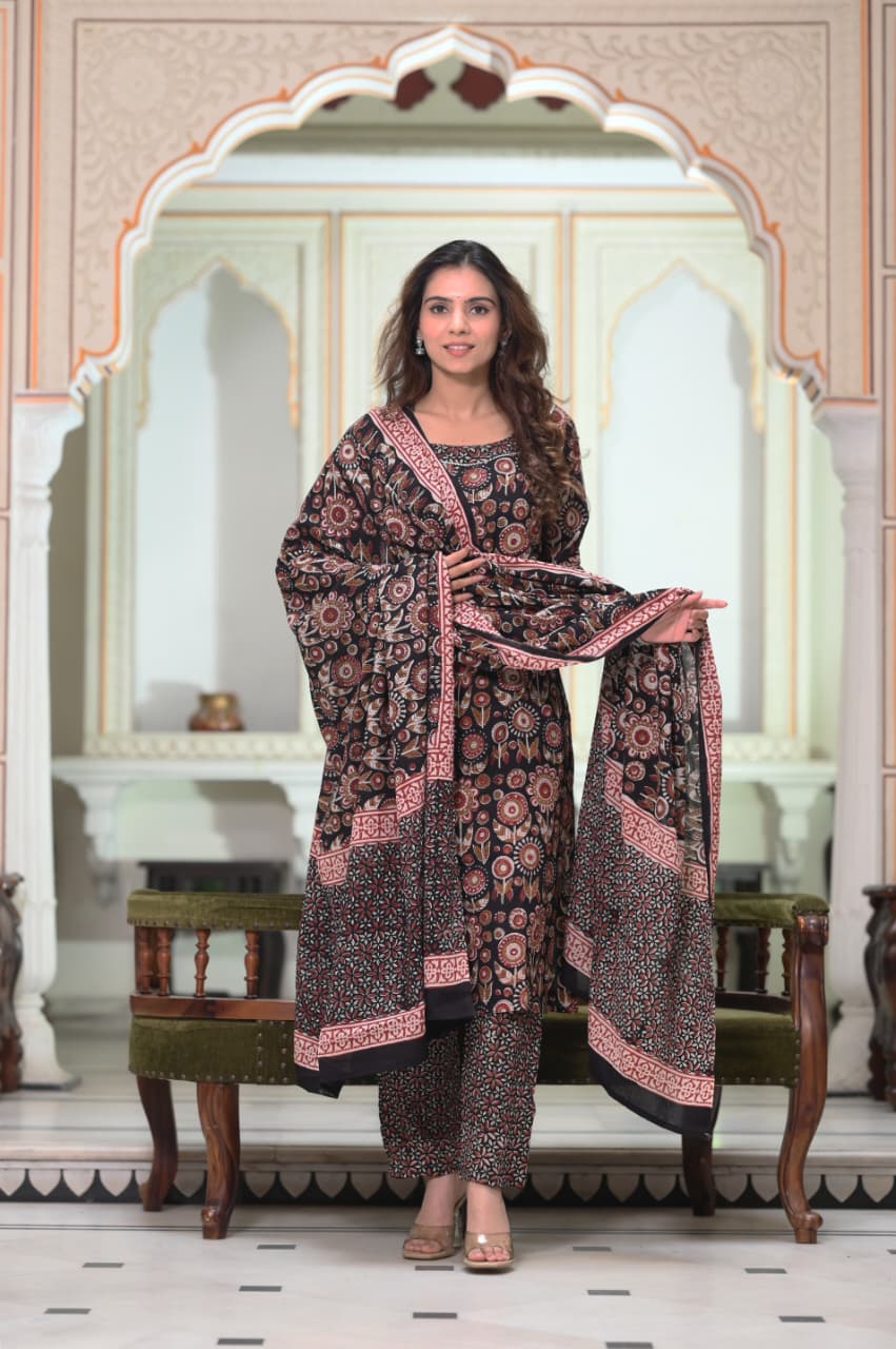 Exclusive Jaipuri Printed Cotton Kurti Set with Printed Plazo & Dupatta | Pure 60×60 Cotton- House Of The Handblock