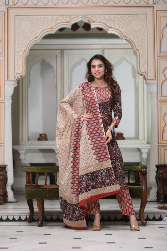 Exclusive Jaipuri Printed Cotton Kurti Set with Printed Plazo & Dupatta | Pure 60×60 Cotton- House Of The Handblock