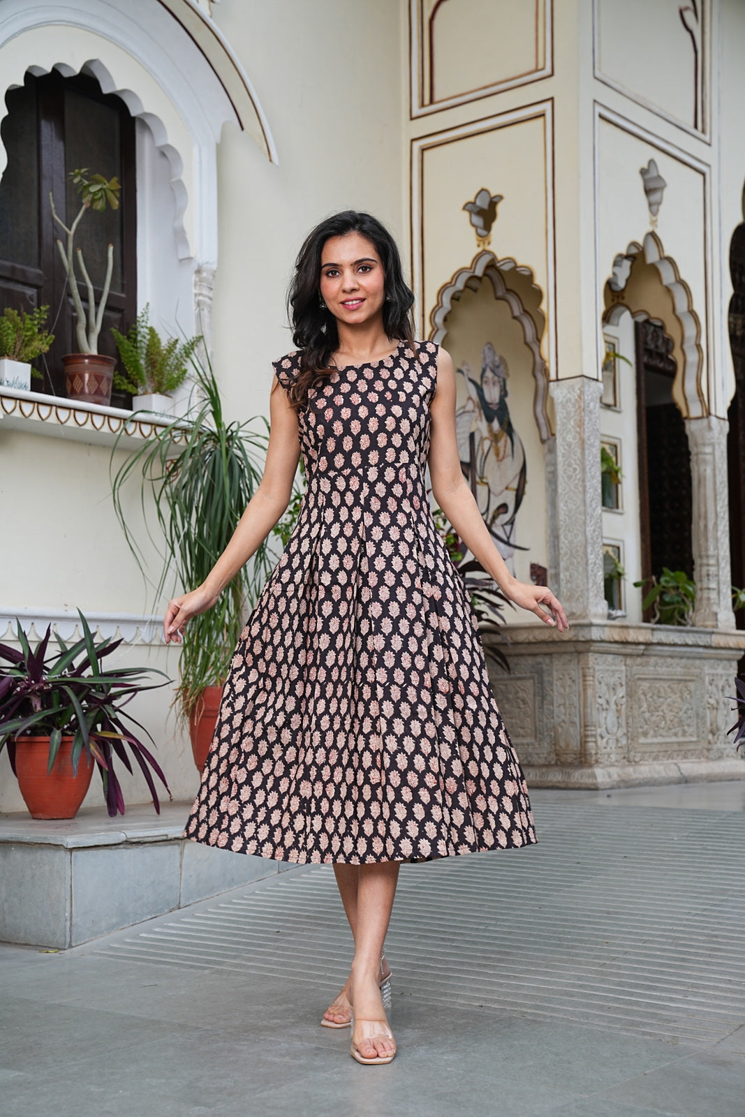 Grey Handblock Printed Sleeveless Cotton Midi Dress – House of the Handblock