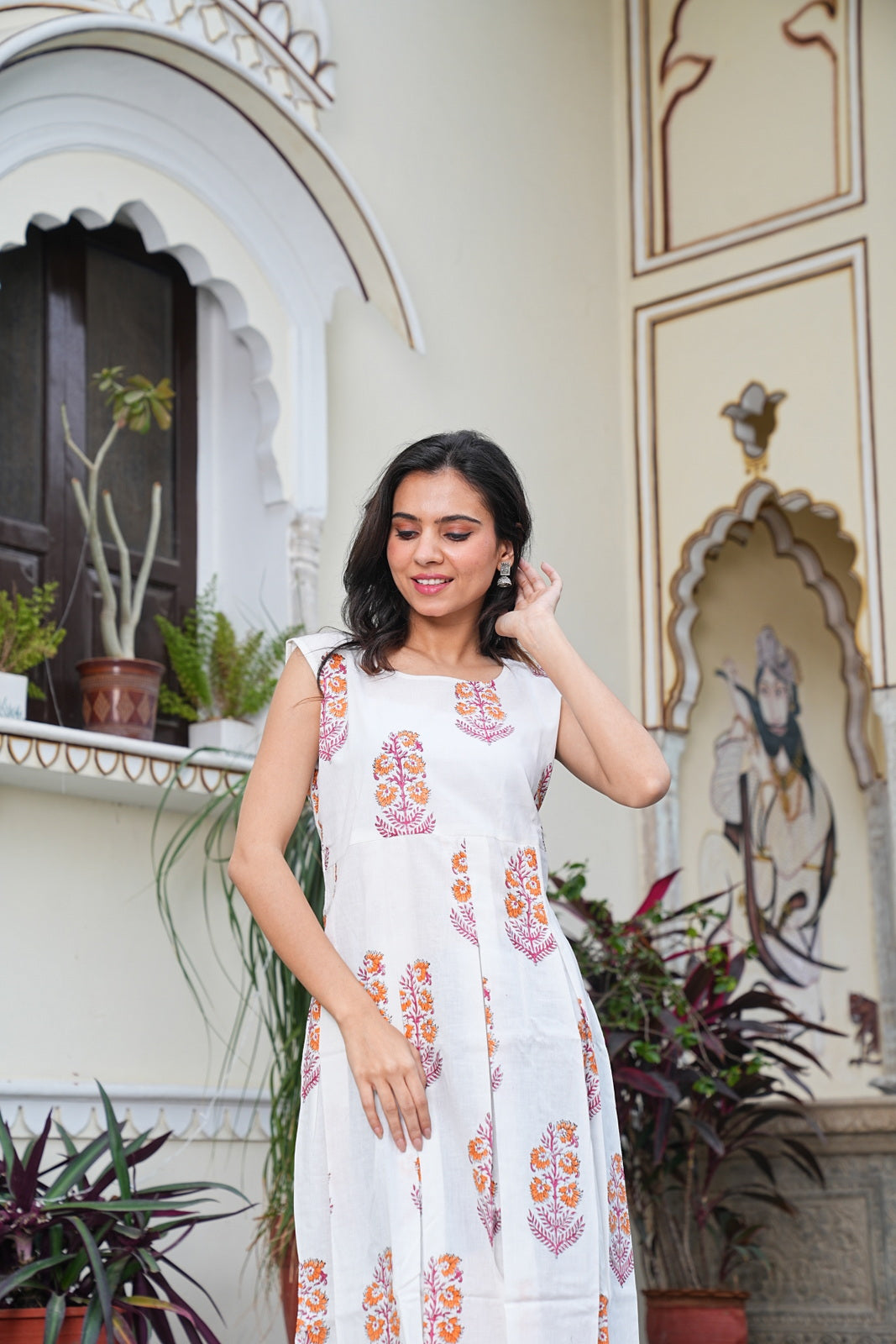 WHITE BAGRU Handblock Printed Sleeveless Cotton Midi Dress – House of the Handblock