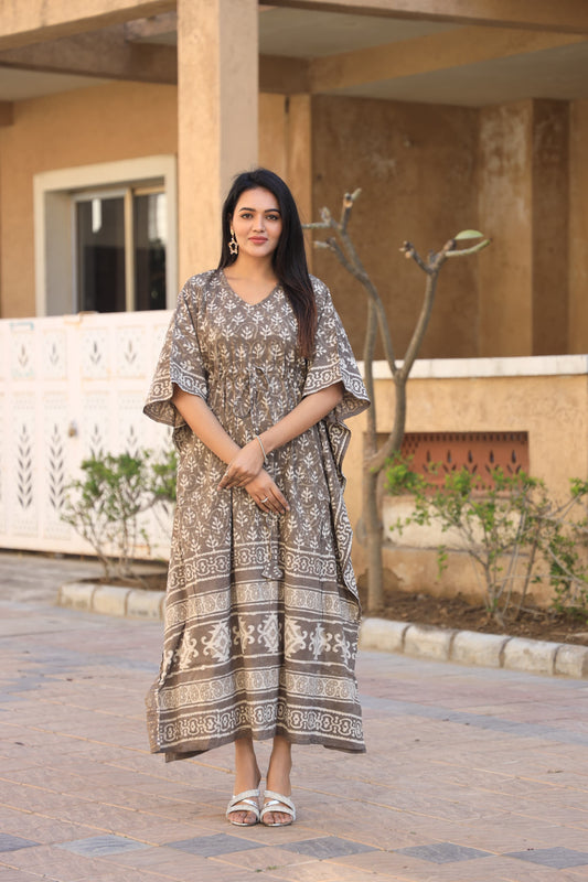 Relaxed Cotton Kaftan – Authentic Handblock Print & Natural Colors