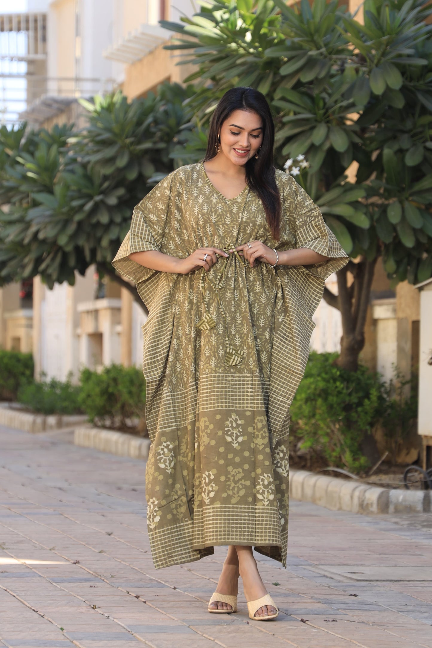 Relaxed Cotton Kaftan – Authentic Handblock Print & Natural Colors
