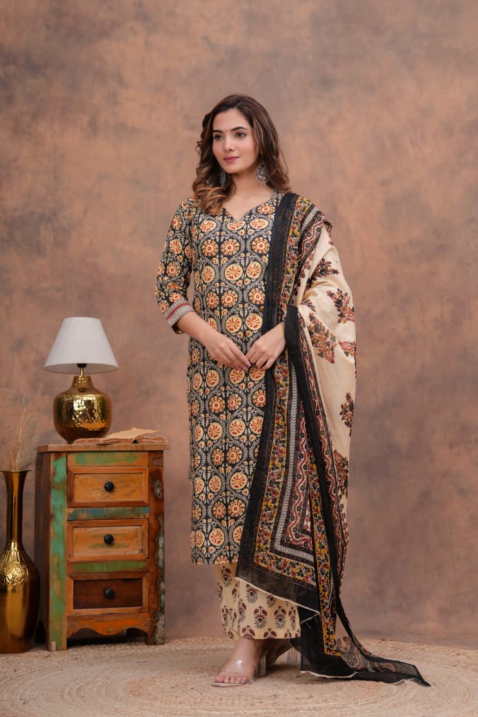 Exclusive Jaipuri Printed Cotton Kurti Set with Printed Plazo & Dupatta | Pure 60×60 Cotton- House Of The Handblock