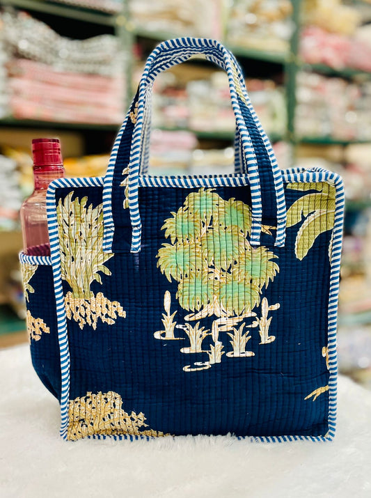 Quilted Handblock Printed Lunch Box Handbag | Single Partition, Bottle Pocket & Washable – House of the Handblock