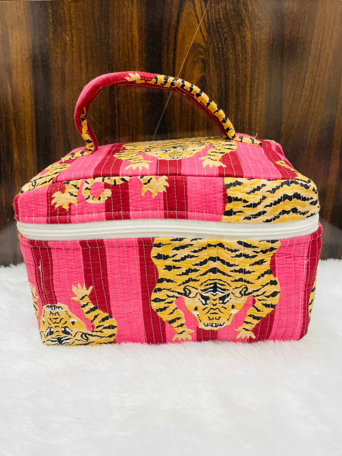 Quilted Handblock Vanity Pouch | Single Partition with Zip & Inner Pockets – House of the Handblock