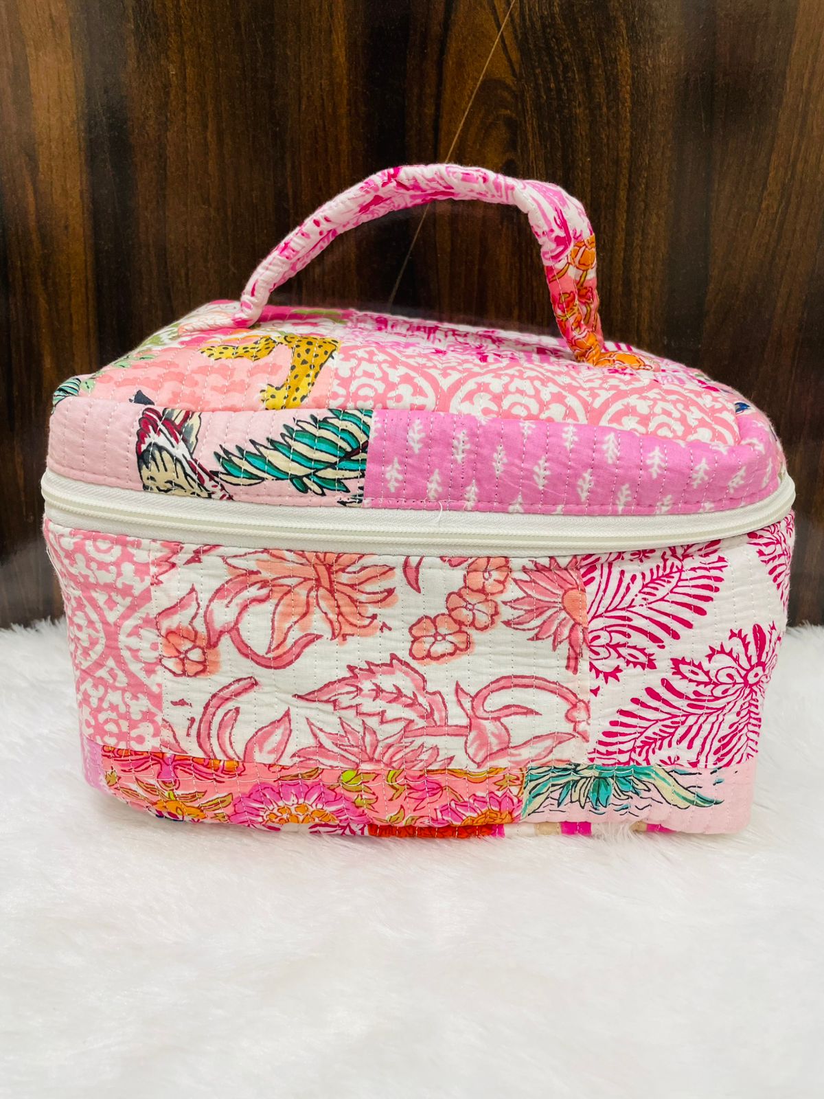 Quilted Handblock Vanity Pouch | Single Partition with Zip & Inner Pockets – House of the Handblock