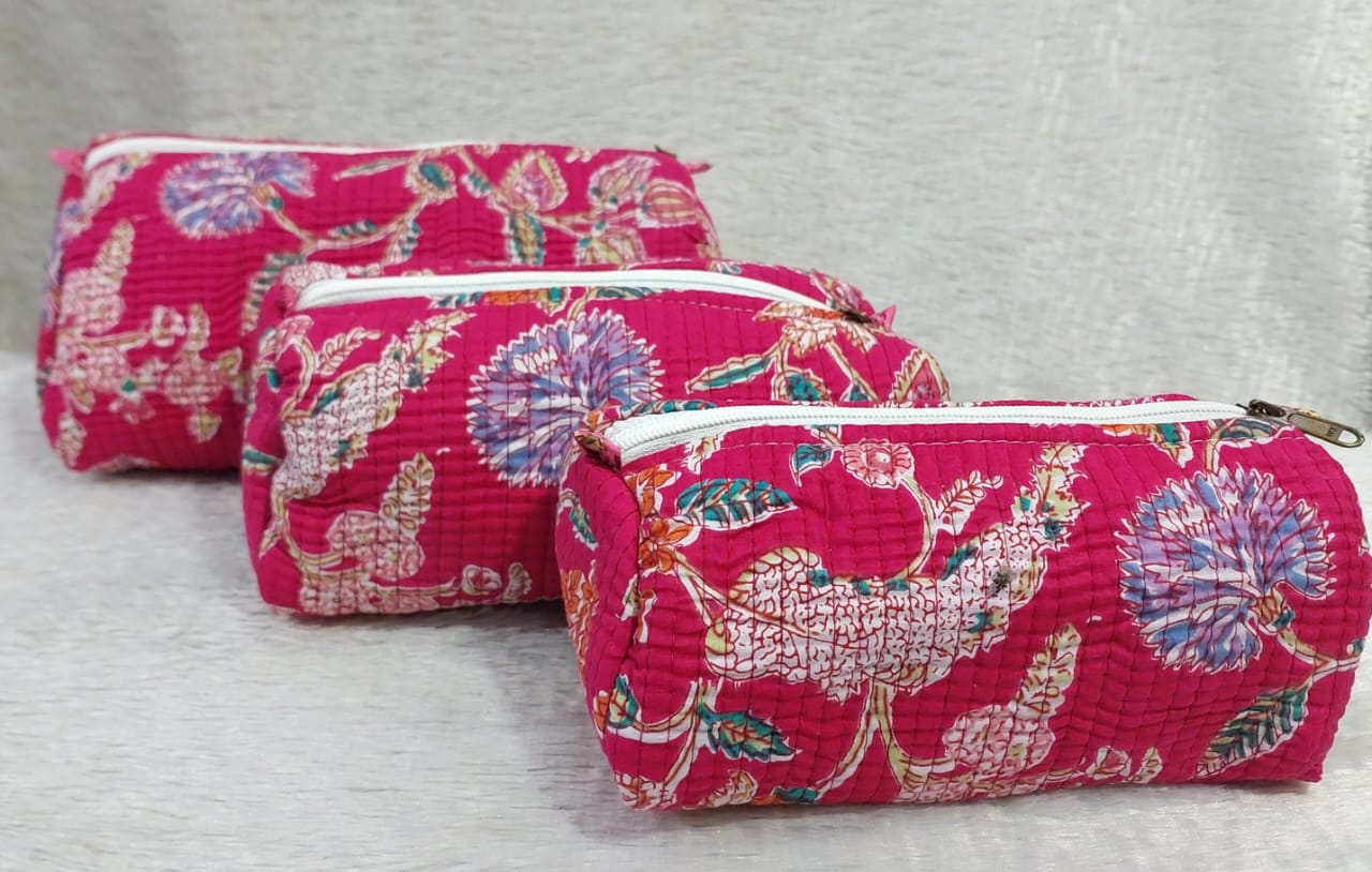 The Cotton Quilted Travel Pouches | Set of 3 | Multipurpose Makeup, Toiletry & Travel Kits – House of the Handblock